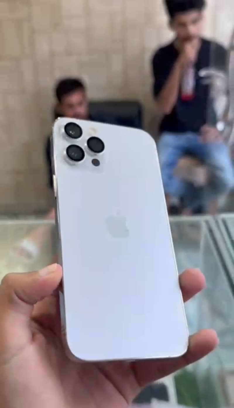 Apple iPhone 12 Pro Max 0