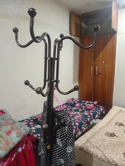 Clothes hanging iron stand