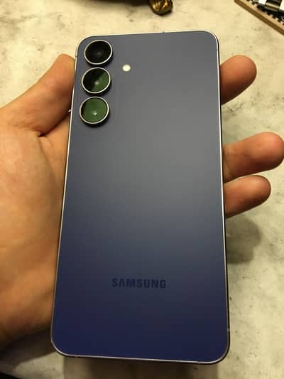 Samsung Galaxy S25 FE