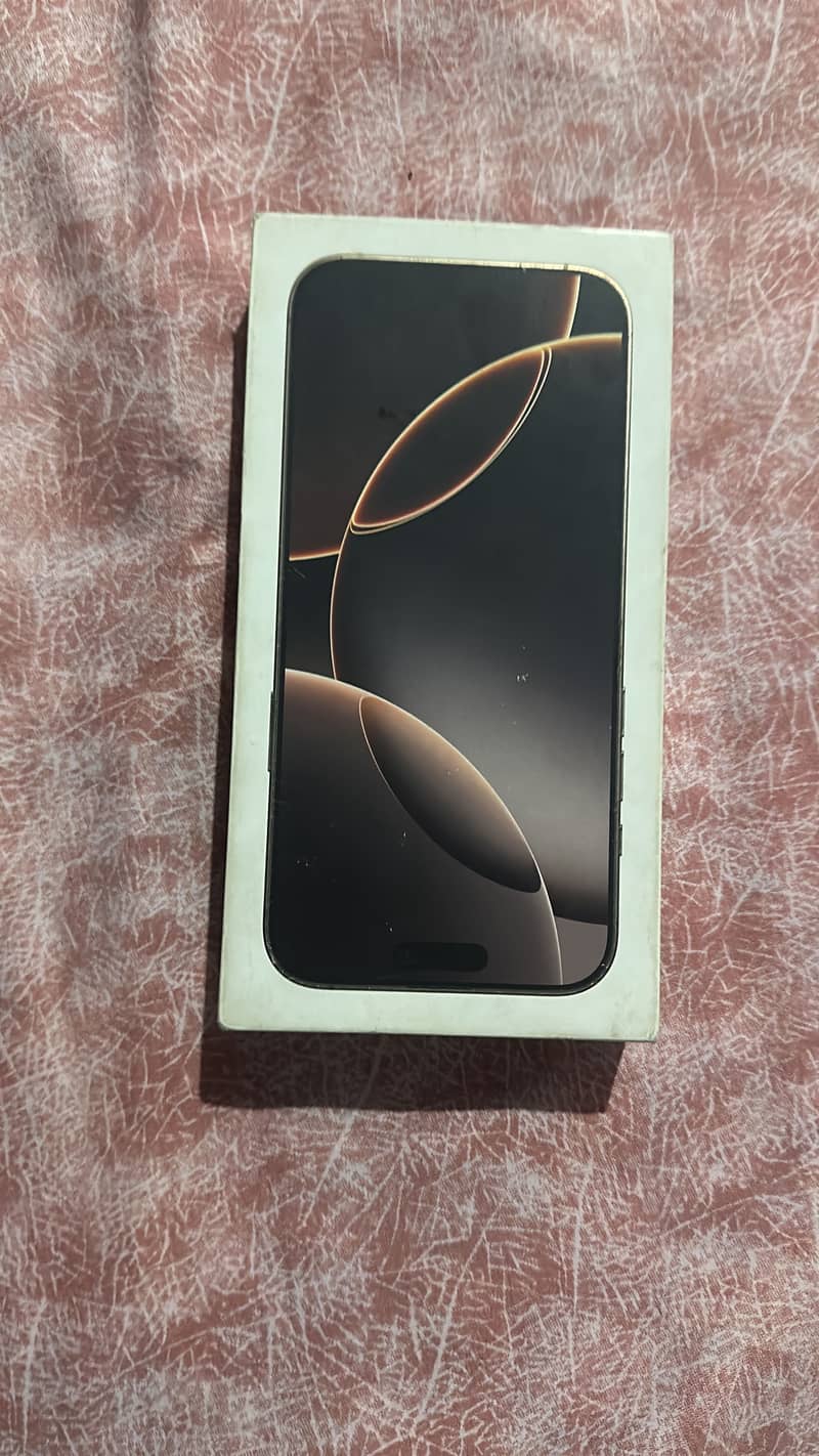 Apple iPhone 16 Pro Max 0