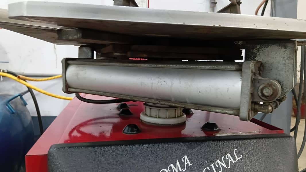 Tyer opner Machine / Tyer Changer Machine 3