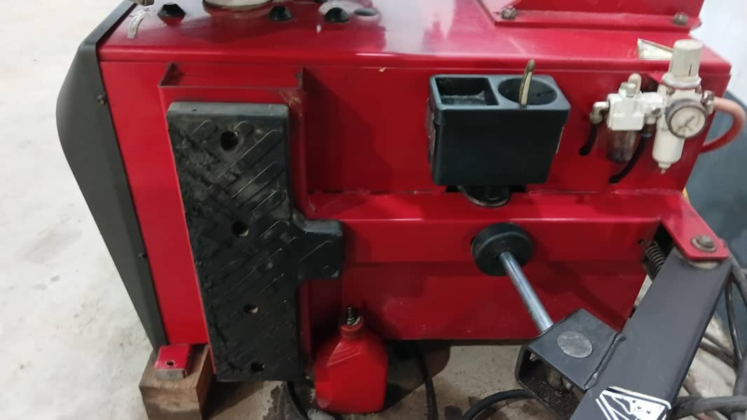 Tyer opner Machine / Tyer Changer Machine 14