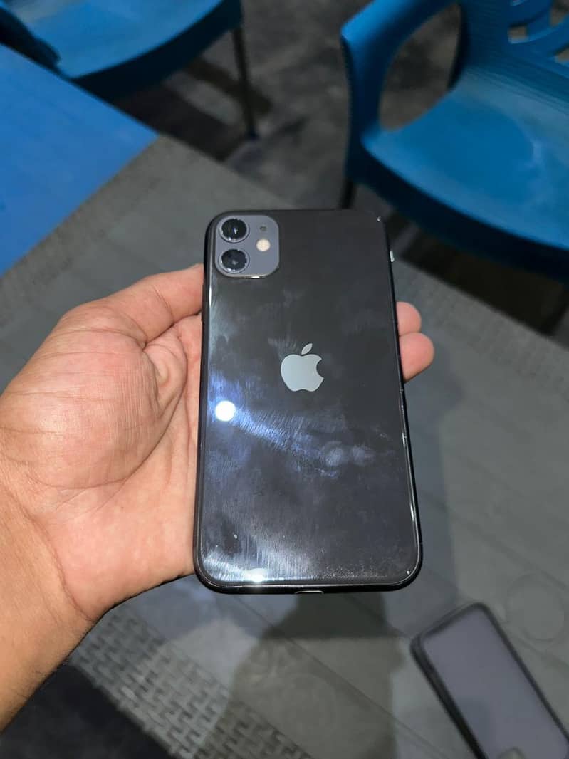 Apple iPhone 11 0