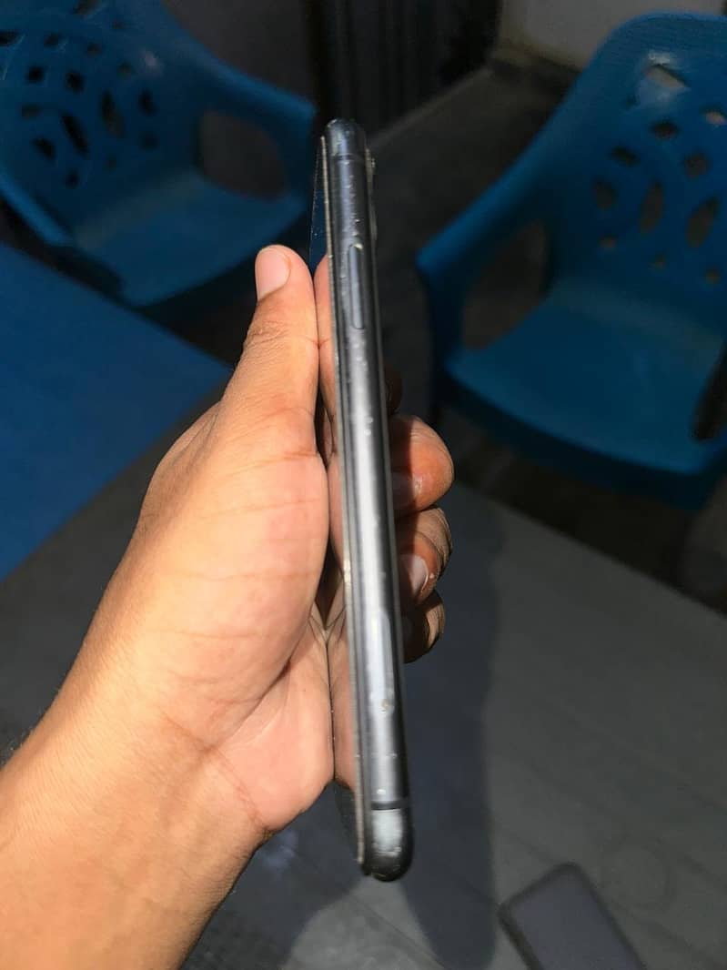 Apple iPhone 11 2