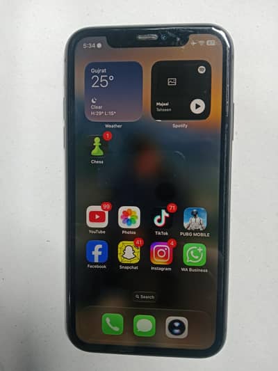 Apple iPhone 11  92 % Battery health