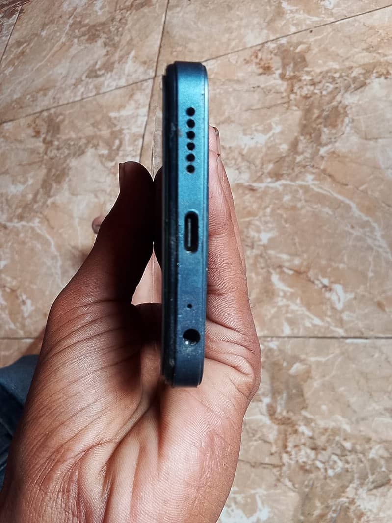Tecno Spark 20C 2