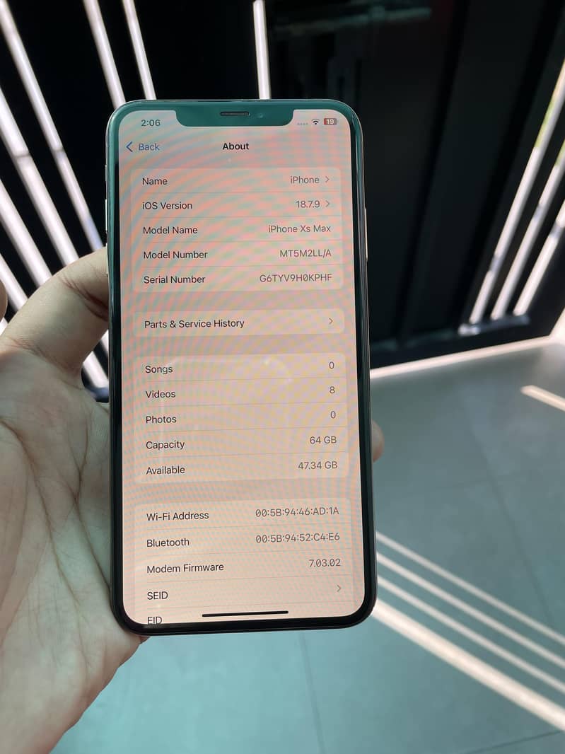 Apple iPhone XS Max 5