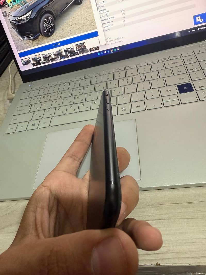 Apple iPhone 7 1