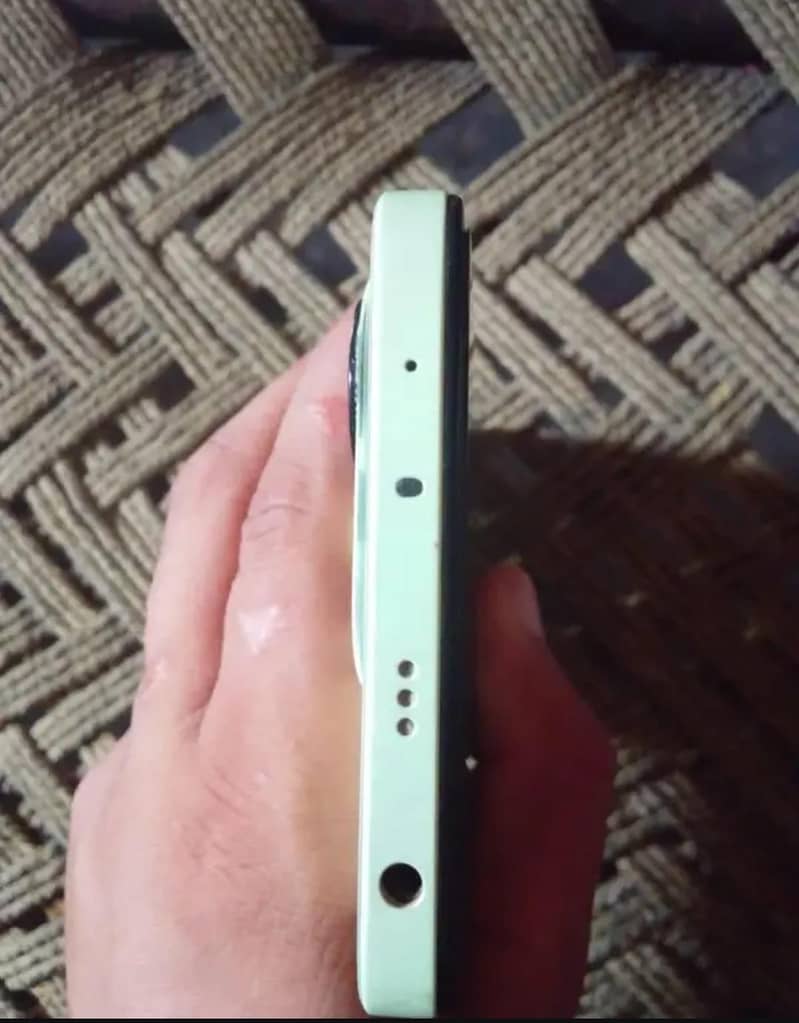 redmi note 14. . . . . . 8/256 2