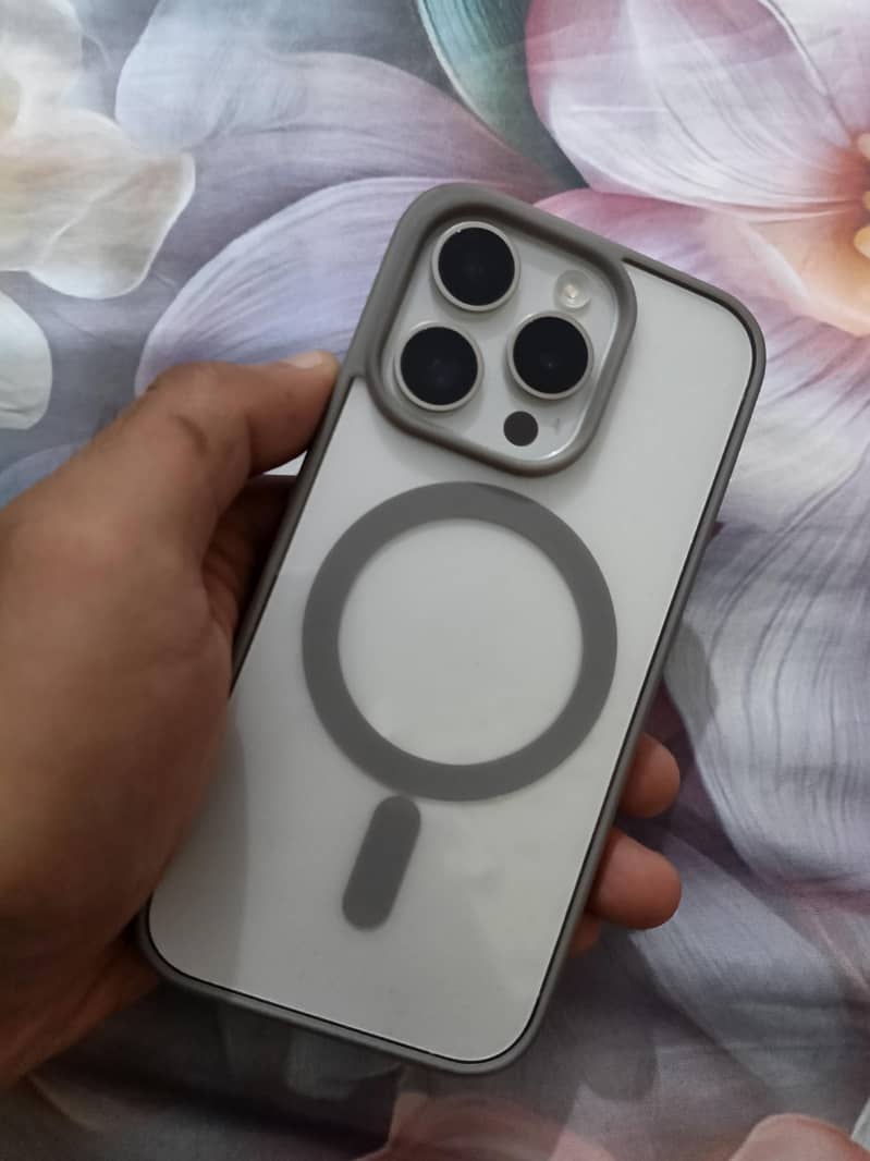 Apple iPhone 15 Pro 5