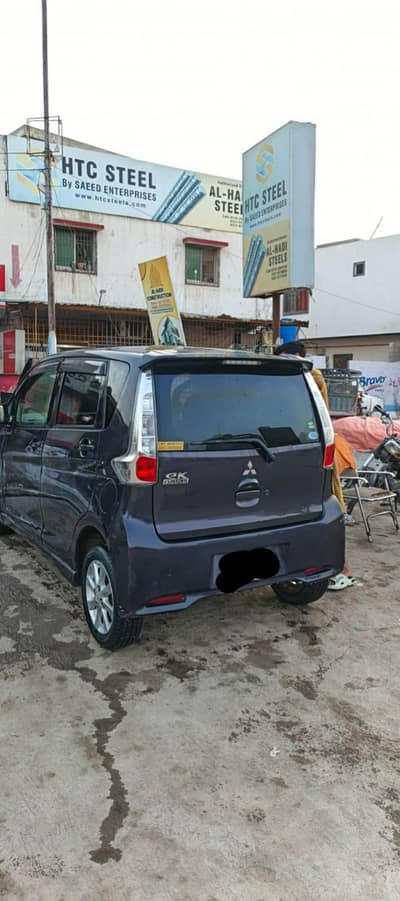 Mitsubishi EK Custom 2016 DEMAND 21LACS WHATSAPP PE RABTA KREN. .