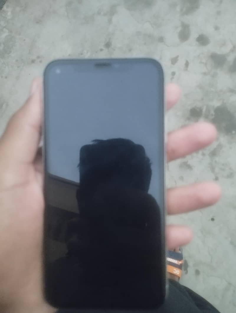 Apple iPhone XS 7