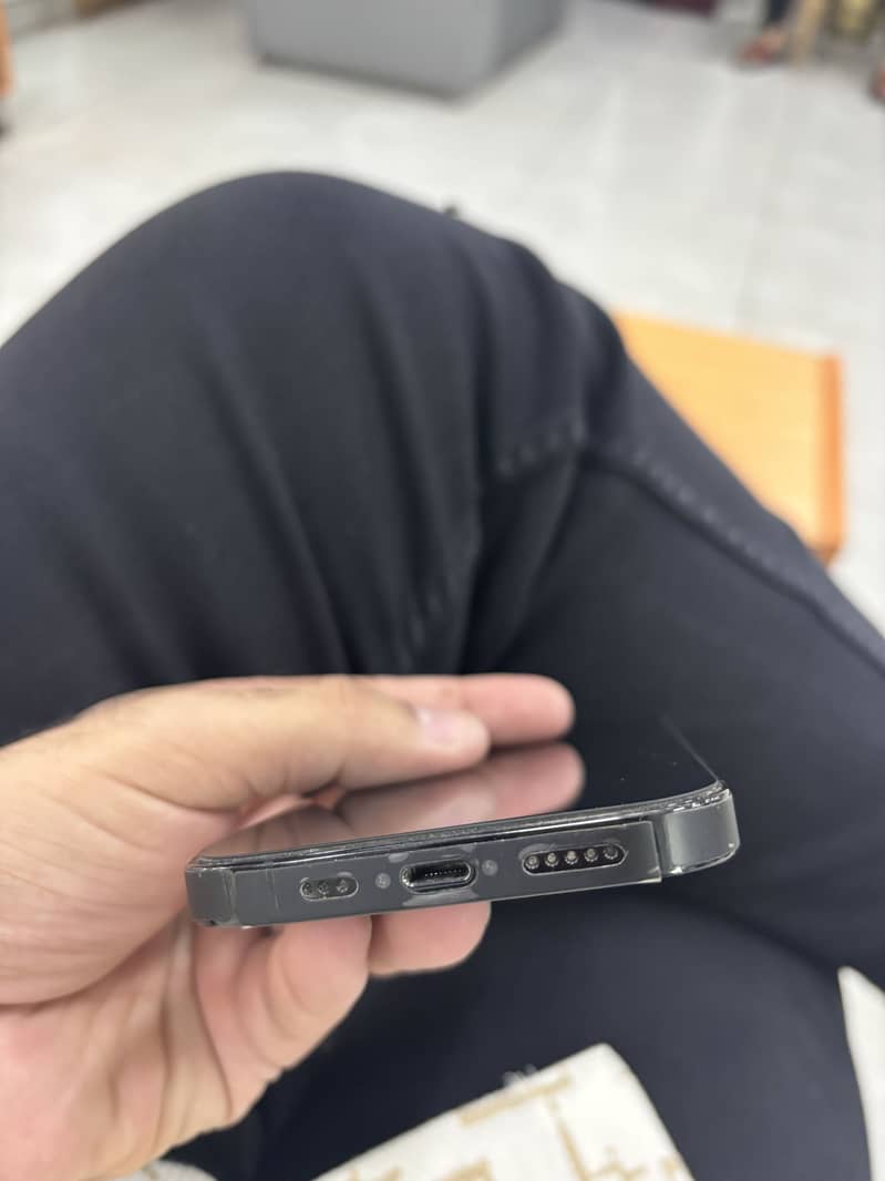 Apple iPhone 14 Pro 4