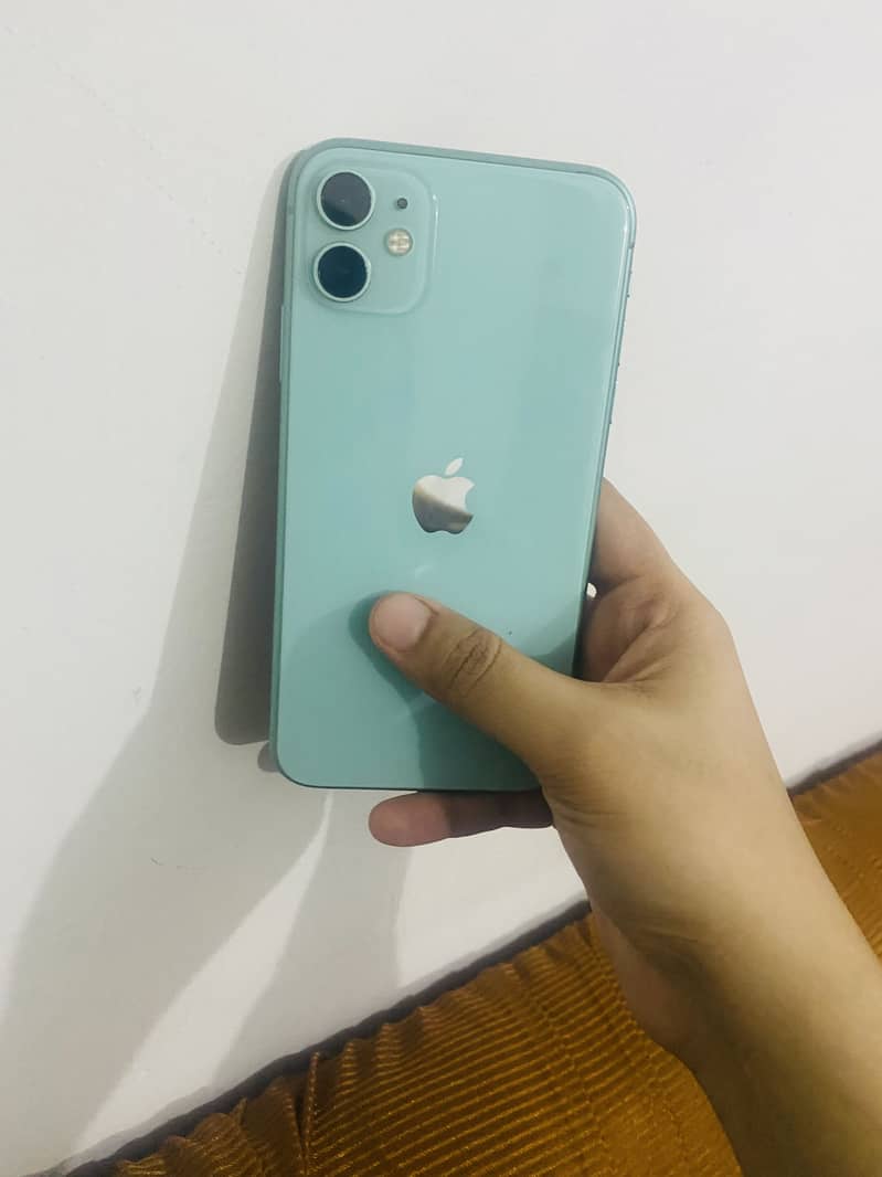 Apple iPhone 11 3