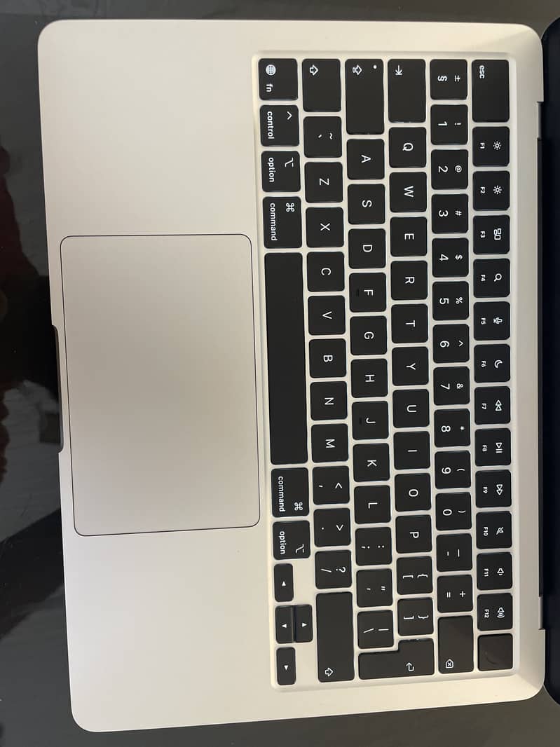 Macbook m5 air 2