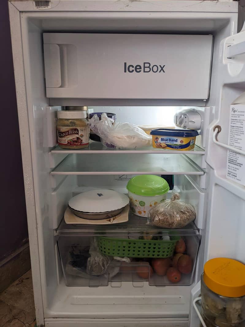 Room fridge 1