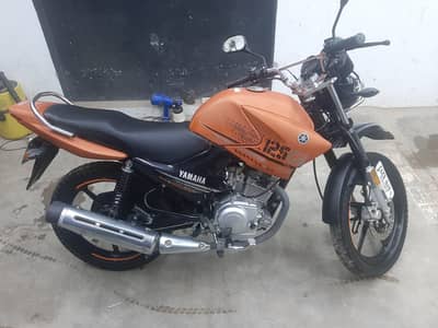 YBR 125G 2024 Matt Orange