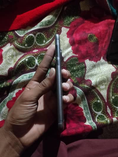 Motorola Moto Z4 water pack  10/10