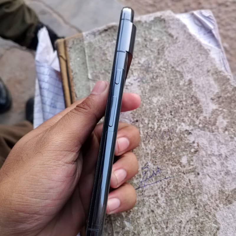 Google Pixel 8 Pro 6