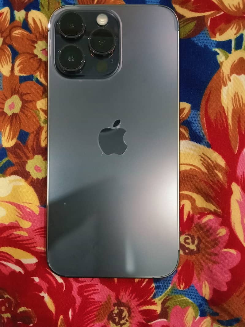 Apple iPhone 14 Pro Max 3