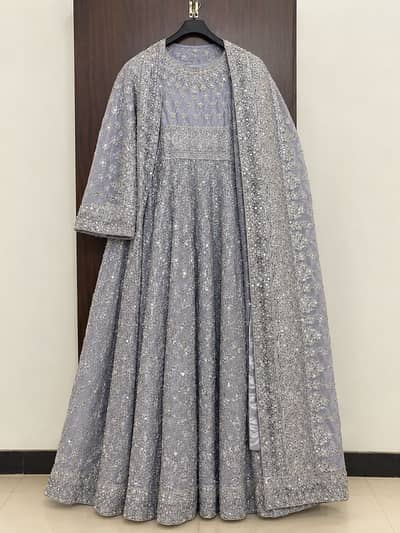 Use bridal dress