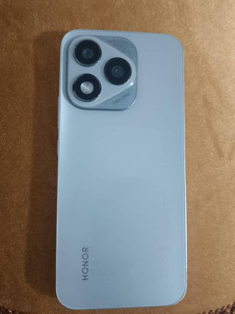 Honor 400 Lite 1