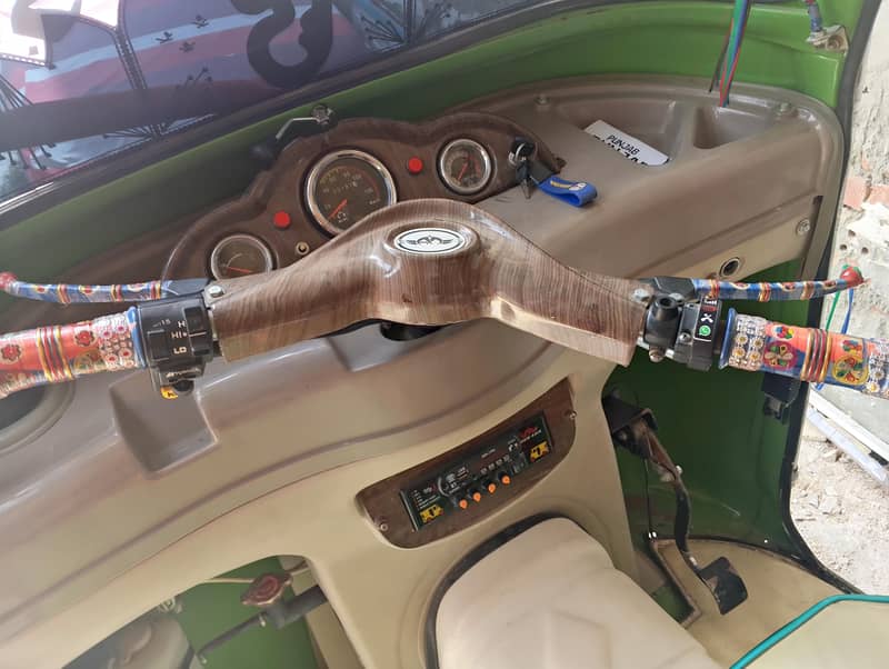 Auto Rickshaw 4