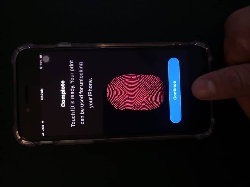 Apple iPhone SE 14