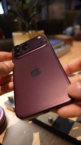 Apple iPhone 18 Pro Max 2