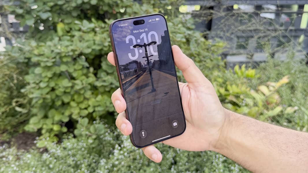 Apple iPhone 18 Pro Max 4