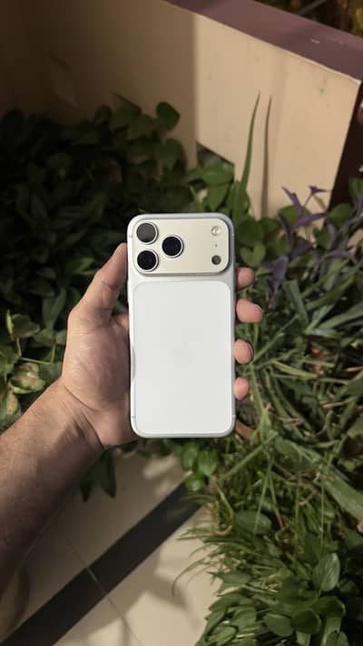 Apple iPhone 17 Pro Max - Silver - 256GB - PTA   18 16 15 14 13 12