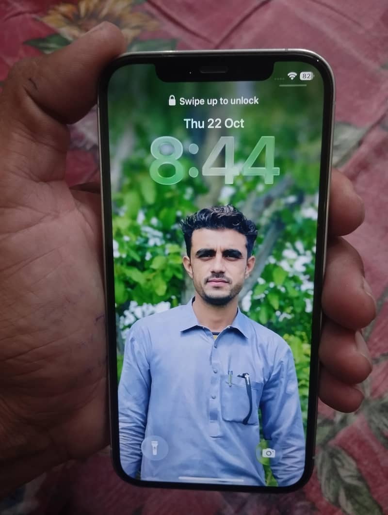 Apple iPhone 12 Pro 1