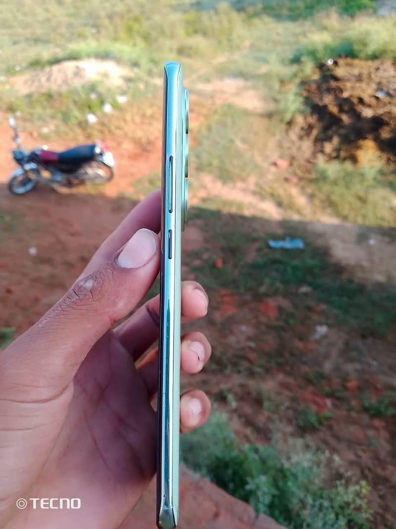 Tecno Spark 40 Pro Plus 3