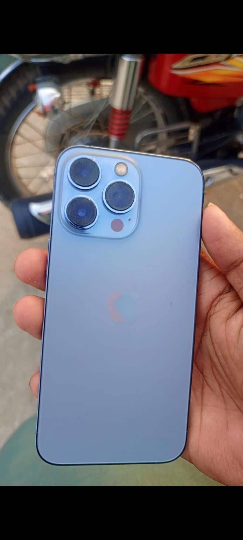 Apple iPhone 13 Pro 0