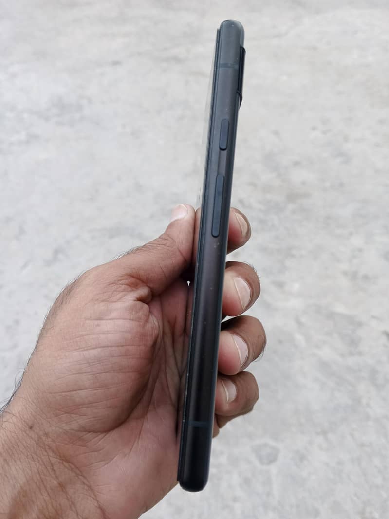 Google Pixel 6a 1