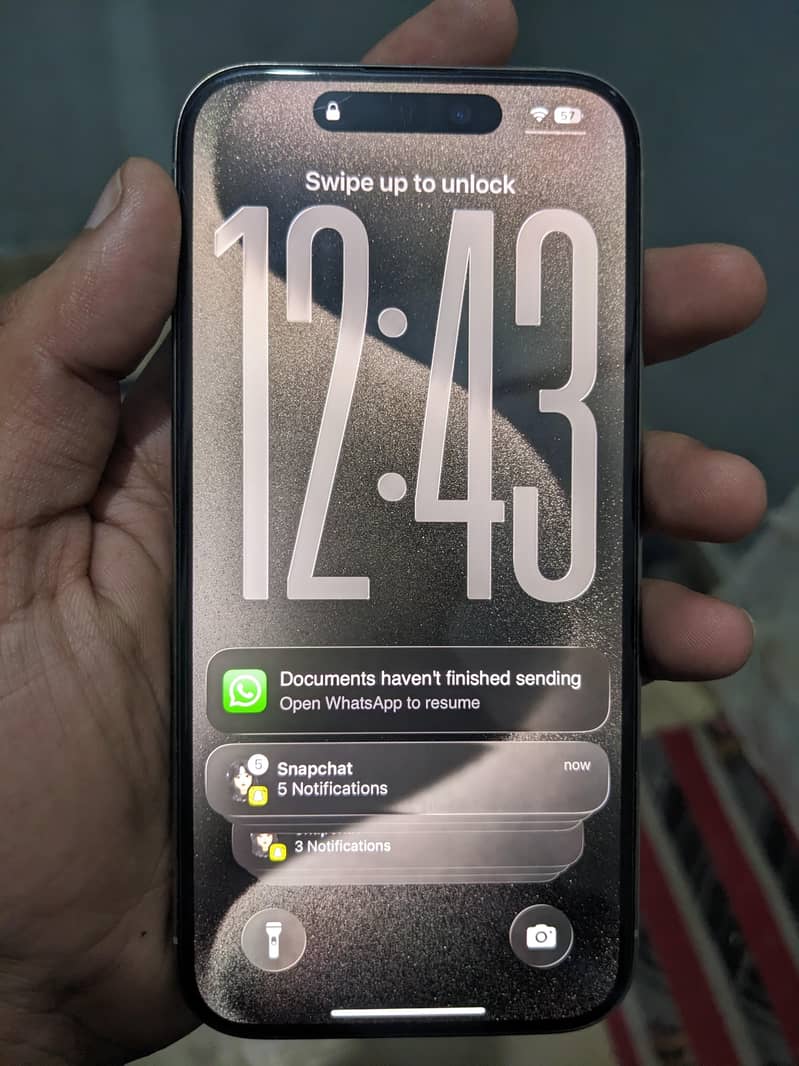 Apple iPhone 15 Pro 4