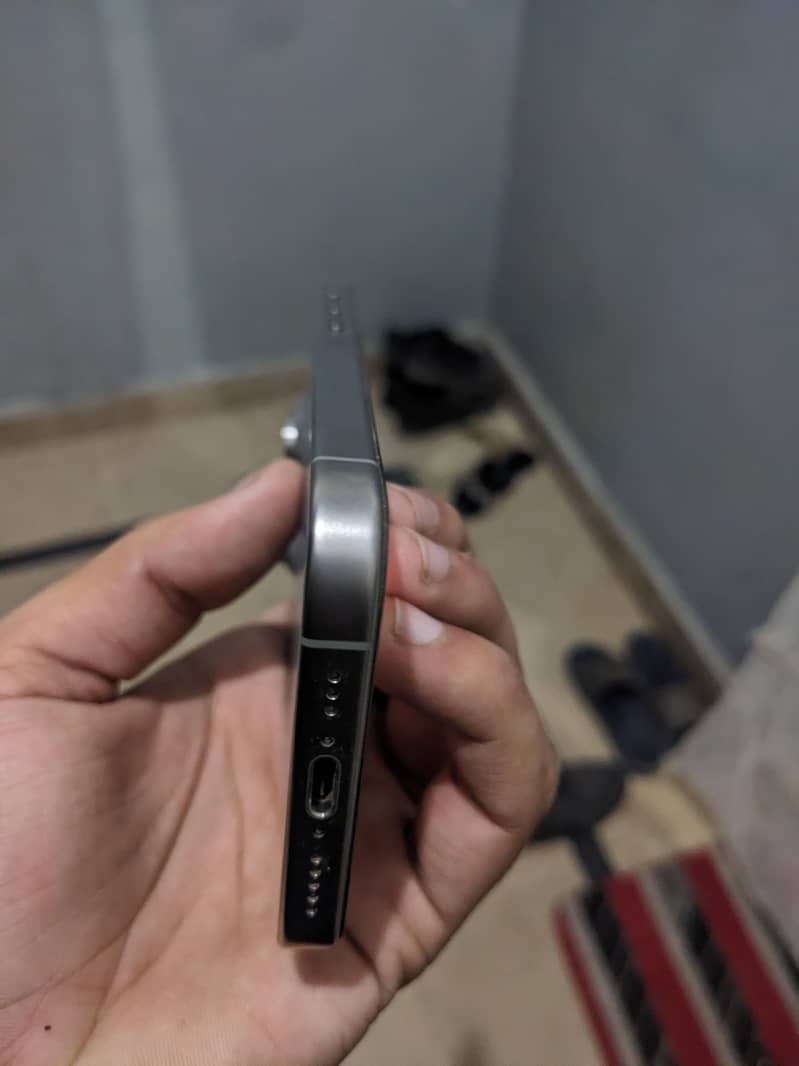 Apple iPhone 15 Pro 7