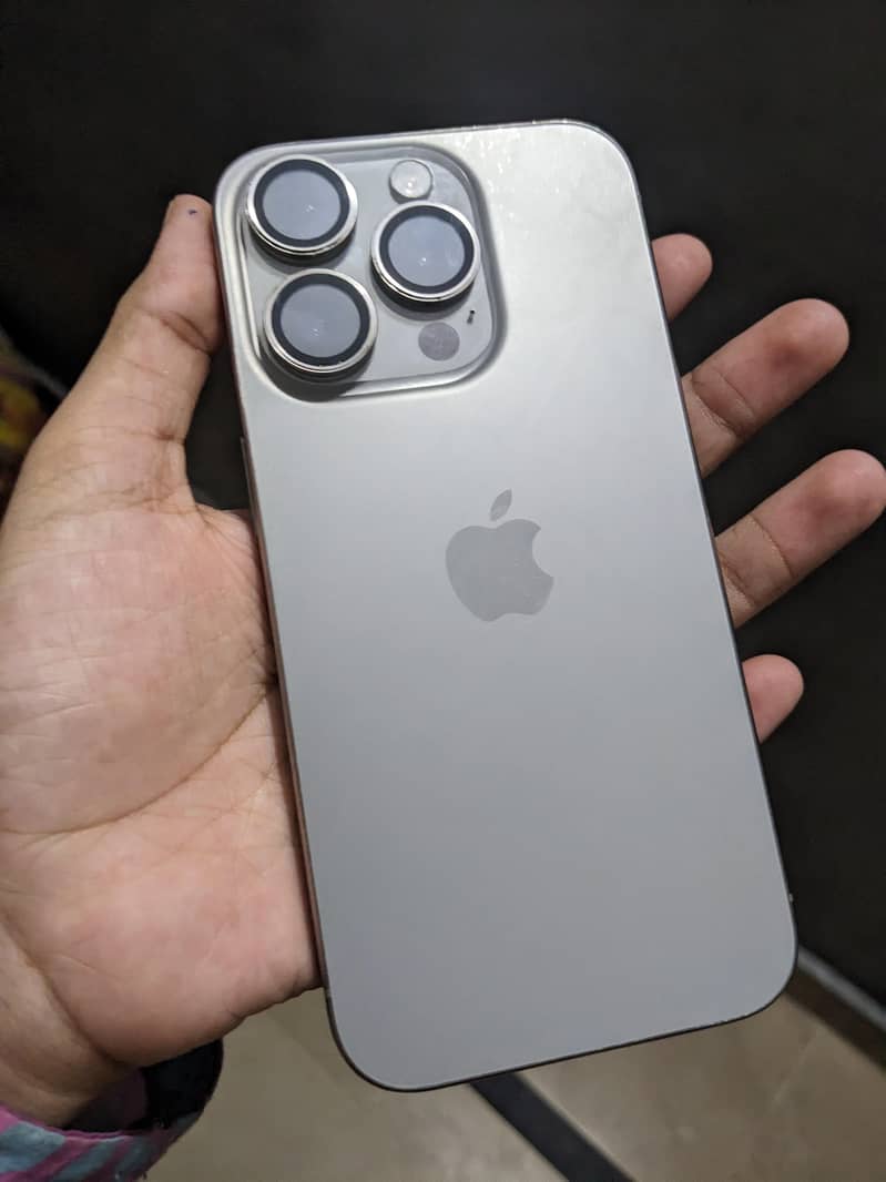 Apple iPhone 15 Pro 15