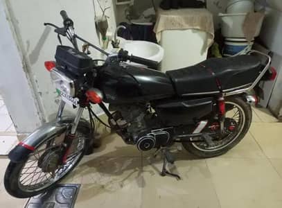 Road Price 125 (2017) (First Owner)