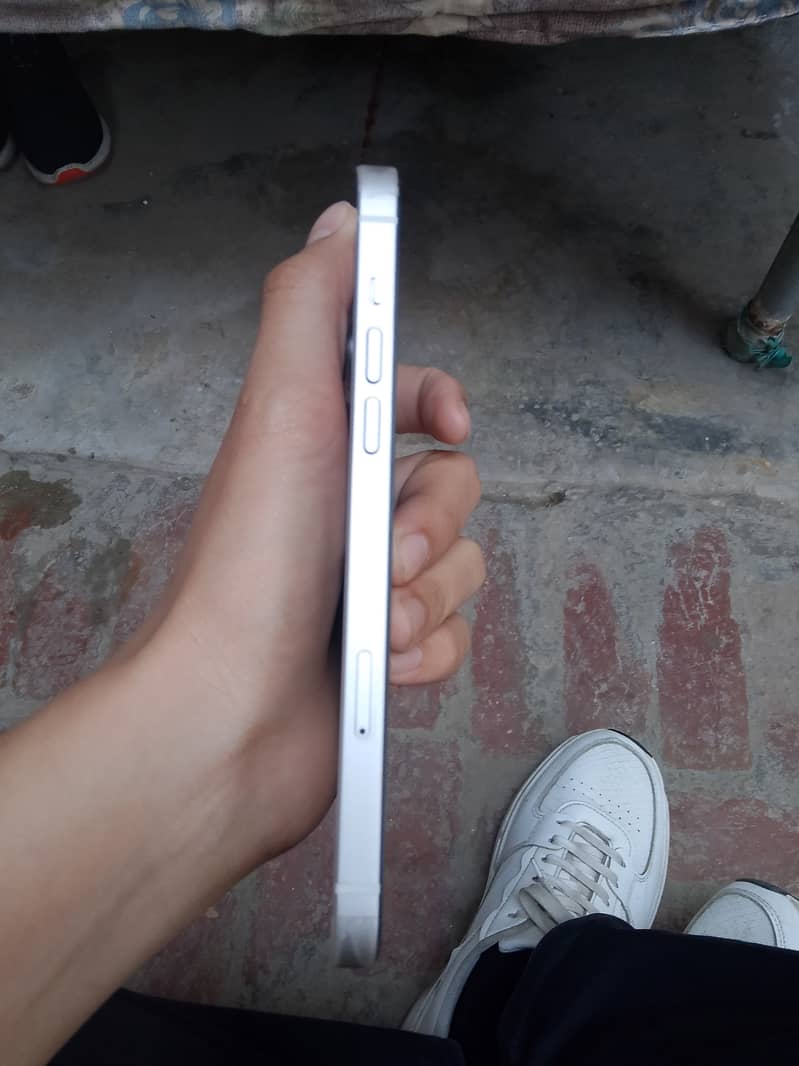 Apple iPhone 14 plus 2