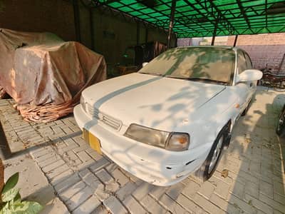Suzuki Baleno 2000 in excellent condition