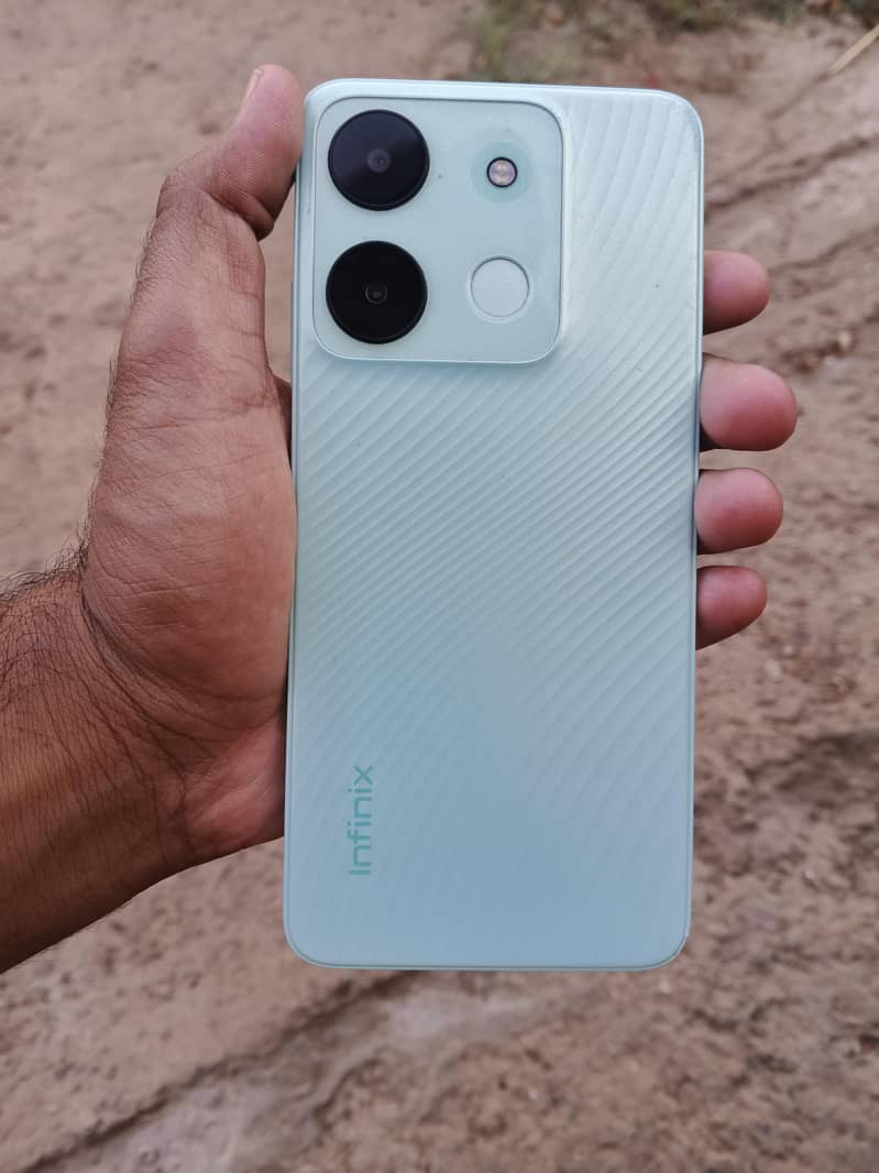 Infinix Smart 7 1