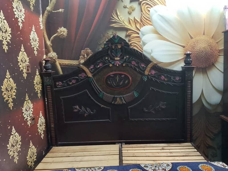 bed and sait tabl 3