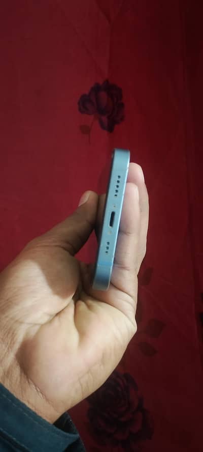 Apple iPhone 14