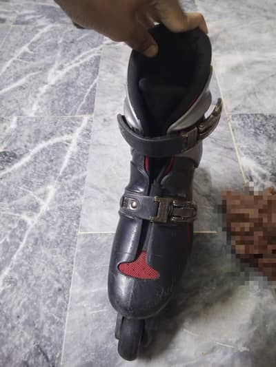 Inline Roller Skates / Skating Shoes – Black & Red – 8.5/10 Condition