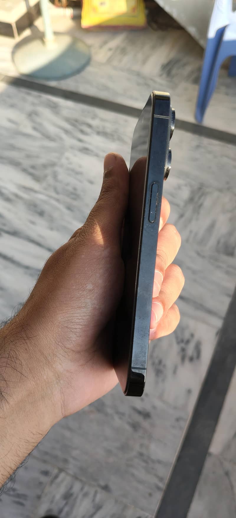 Apple iPhone 14 Pro 2