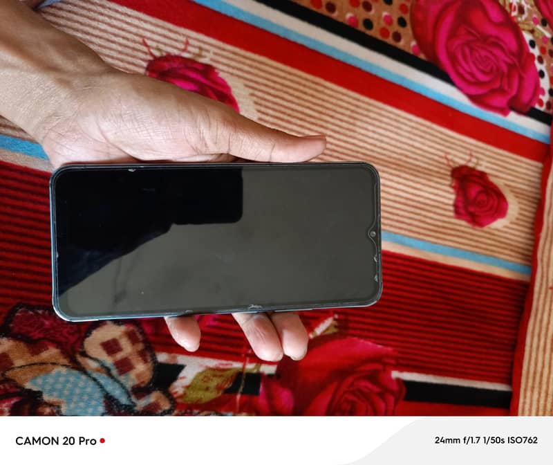 Realme C21 0