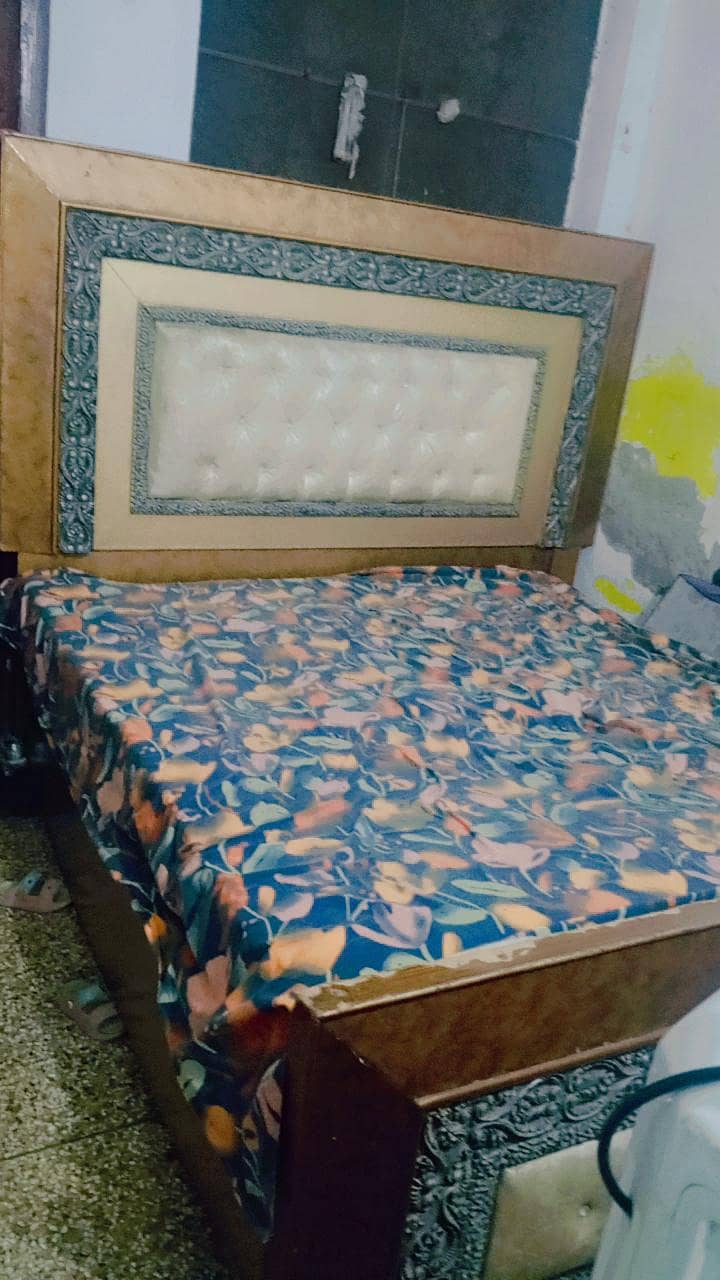 king size bed with dressing table 5