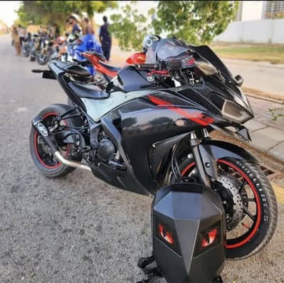 Yamaha R3 Replica Dual