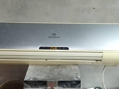 Dawlance 1.5 ton AC , no repair,home used, first hand